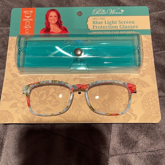 Blue light screen protection glasses with case - Picture 3 of 5